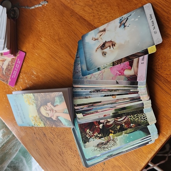 Oracle of Mystical Moments bnwot - Picture 3 of 3